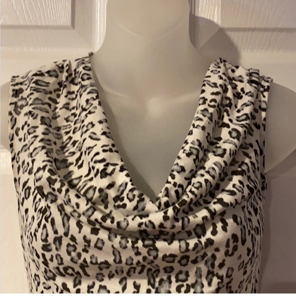 Bundle of tops - Picture 8 of 9